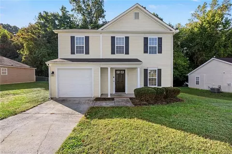 280 Northoaks Dr, Winston Salem, NC 27105