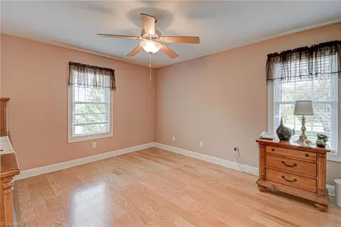 Bedroom - 224 Tom Hunter Rd, Pilot Mountain, NC 27041 photo 3 of 4