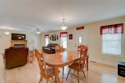 Dining - 224 Tom Hunter Rd, Pilot Mountain, NC 27041 photo 2 of 4