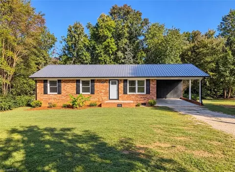 1681 Feezor Rd, Lexington, NC 27292