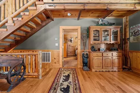 Entry Way - 446 Dockside Ter, Denton, NC 27239 photo 2 of 9
