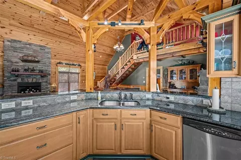 Kitchen - 446 Dockside Ter, Denton, NC 27239 photo 2 of 4