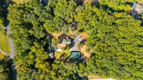 View/Area - 446 Dockside Ter, Denton, NC 27239 photo 1 of 2