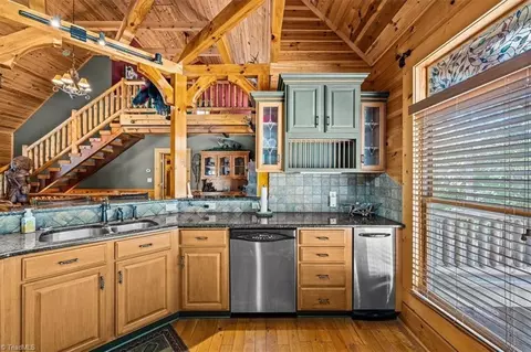Kitchen - 446 Dockside Ter, Denton, NC 27239 photo 3 of 4