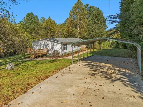 265 Mckinley Rd, Roaring River, NC 28669 photo 41