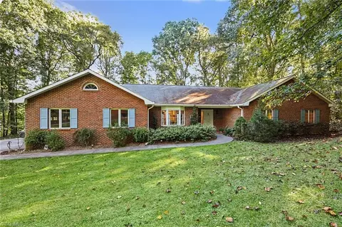 509 Ray West Dr, Kernersville, NC 27284