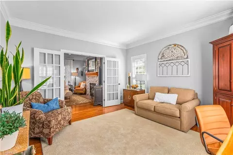 Entry Way - 2008 Pinehurst Ct E, Clemmons, NC 27012 photo 2 of 2