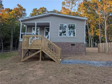 1430 Pineview Rd, Randleman, NC 27317 photo 2