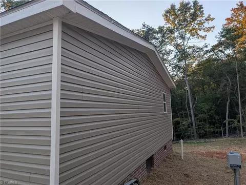 1430 Pineview Rd, Randleman, NC 27317 photo 5