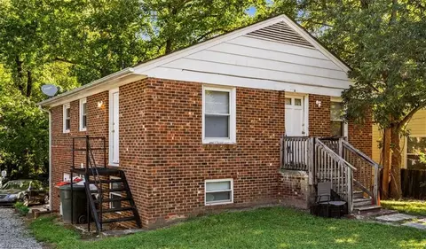 1815 Willora St, Greensboro, NC 27406