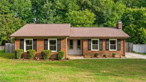 5002 Carolwood Dr, Greensboro, NC 27407