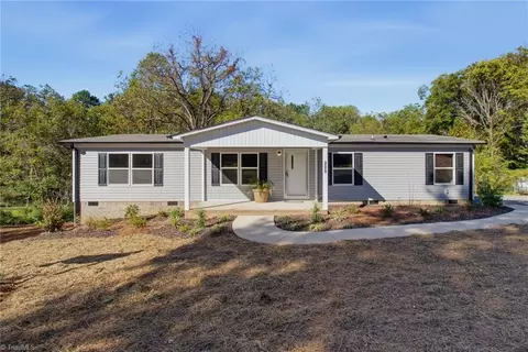 209 River St, East Bend, NC 27018