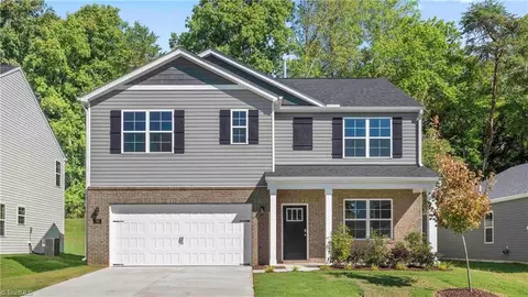 2716 Luxborough Ln, Mebane, NC 27302