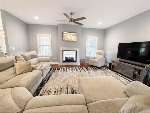 Living - 2114 Overlook Dr, Denton, NC 27239 photo 1 of 4