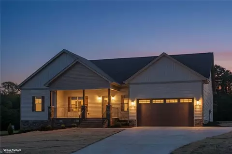 180 Mayo River Meadows Dr, Stoneville, NC 27048