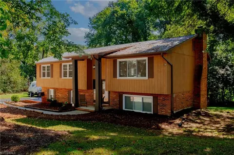 605 Greenvine Cir, Winston Salem, NC 27103