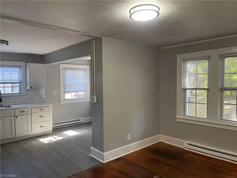 Living - 425 Moir St, Eden, NC 27288 photo 1 of 5