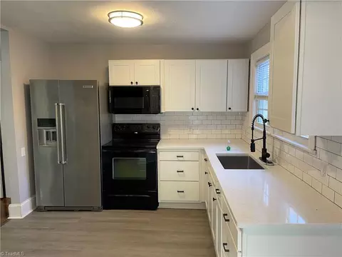 Kitchen - 425 Moir St, Eden, NC 27288 photo 1 of 2