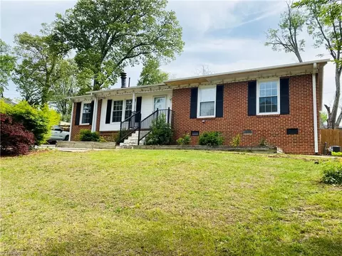 4119 Bramlet Pl, Greensboro, NC 27407