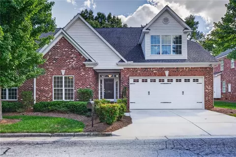 29 Hines Park Ln, Greensboro, NC 27455