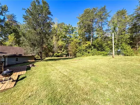1060 Burch Tree Rd, King, NC 27021 photo 11
