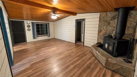 1060 Burch Tree Rd, King, NC 27021 photo 15