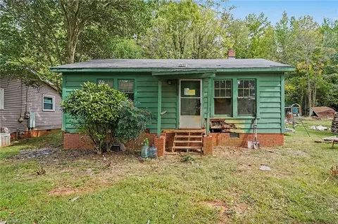 3711 Herbin St, Greensboro, NC 27407
