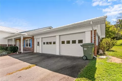 Other - 21 Front St, Sparta, NC 28675 photo 1 of 5