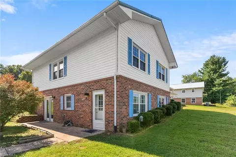 Other - 21 Front St, Sparta, NC 28675 photo 2 of 5