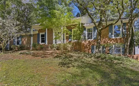 2980 Kedron Ct, Winston Salem, NC 27106