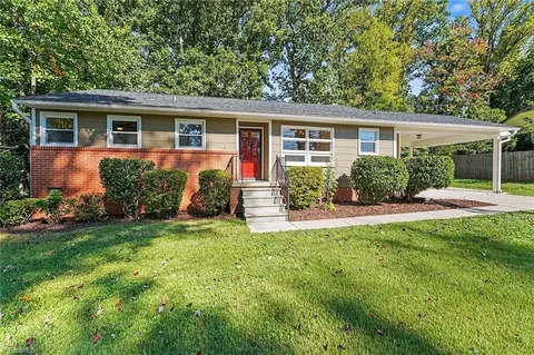 3708 Parkwood Dr, Greensboro, NC 27403
