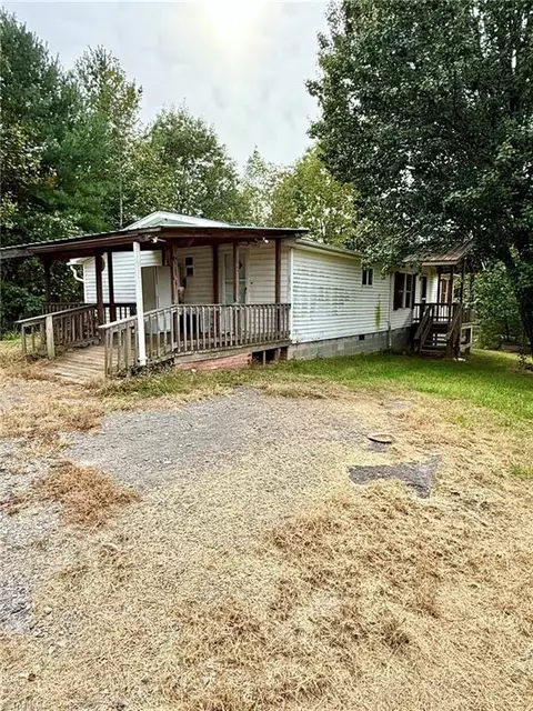 7752 Pine St W, Lowgap, NC 27024 photo 32