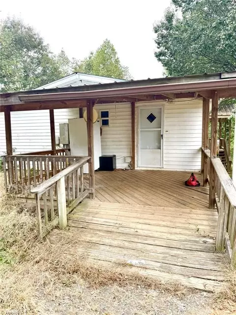 7752 Pine St W, Lowgap, NC 27024 photo 3