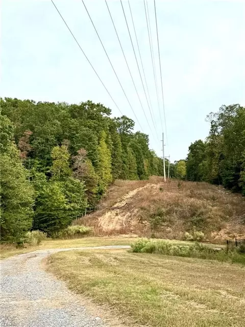 7752 Pine St W, Lowgap, NC 27024 photo 30