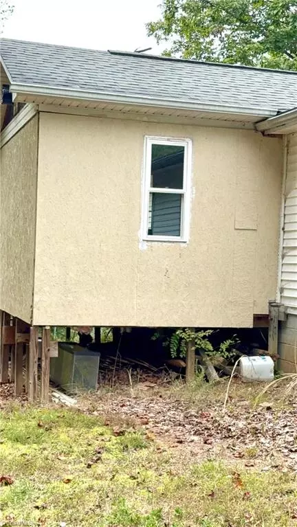 7752 Pine St W, Lowgap, NC 27024 photo 24