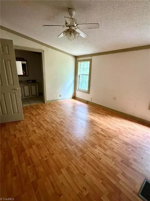 7752 Pine St W, Lowgap, NC 27024 photo 12