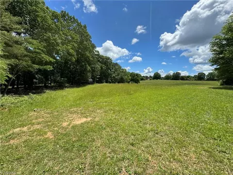 Exterior - 000 Barlow Ct, King, NC 27021 photo 3 of 26