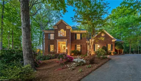 14 Provincetown Ct, Greensboro, NC 27408