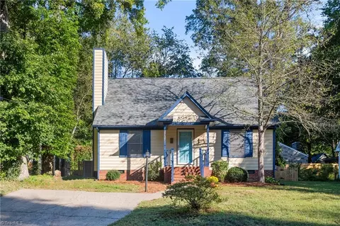 2737 Lyndhurst Ave, Winston Salem, NC 27103
