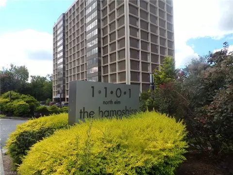 1101 Elm St N #201, Greensboro, NC 27401