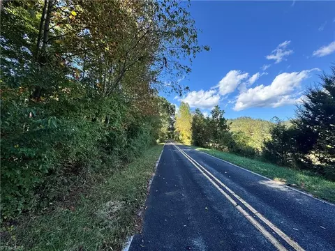 00 One Mile Rd, Traphill, NC 28635