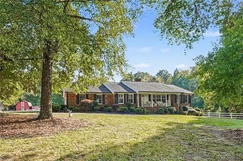 1170 Old Salem Rd, Kernersville, NC 27284