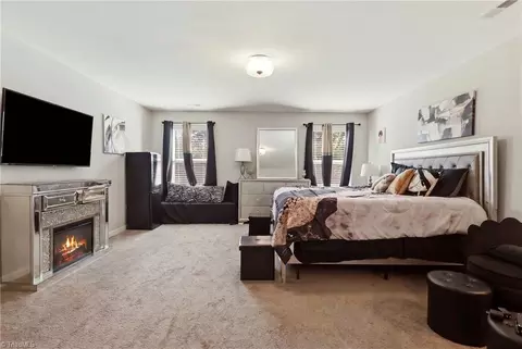 Bedroom - 4024 Resolution Ct, High Point, NC 27265 photo 5 of 8