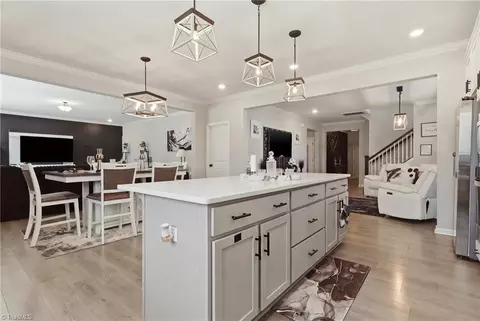 Entry Way - 4024 Resolution Ct, High Point, NC 27265 photo 5 of 16