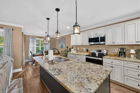 Kitchen - 3042 Autumn Acres Ln, Trinity, NC 27370 photo 4 of 4