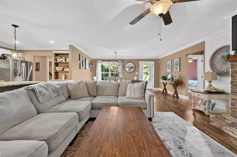 Living - 3042 Autumn Acres Ln, Trinity, NC 27370 photo 1 of 1