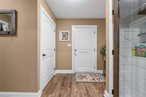 Entry Way - 3042 Autumn Acres Ln, Trinity, NC 27370 photo 3 of 7