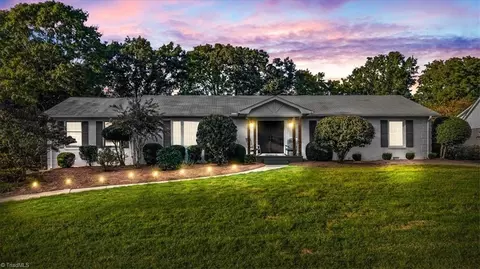 1222 Westminster Dr, High Point, NC 27262
