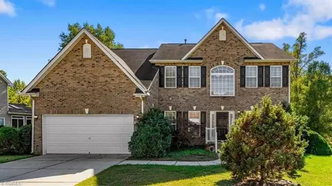 4264 Harbor Ridge Dr, Greensboro, NC 27406