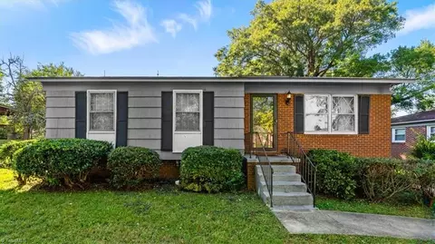 1505 Woodbriar Ave, Greensboro, NC 27405